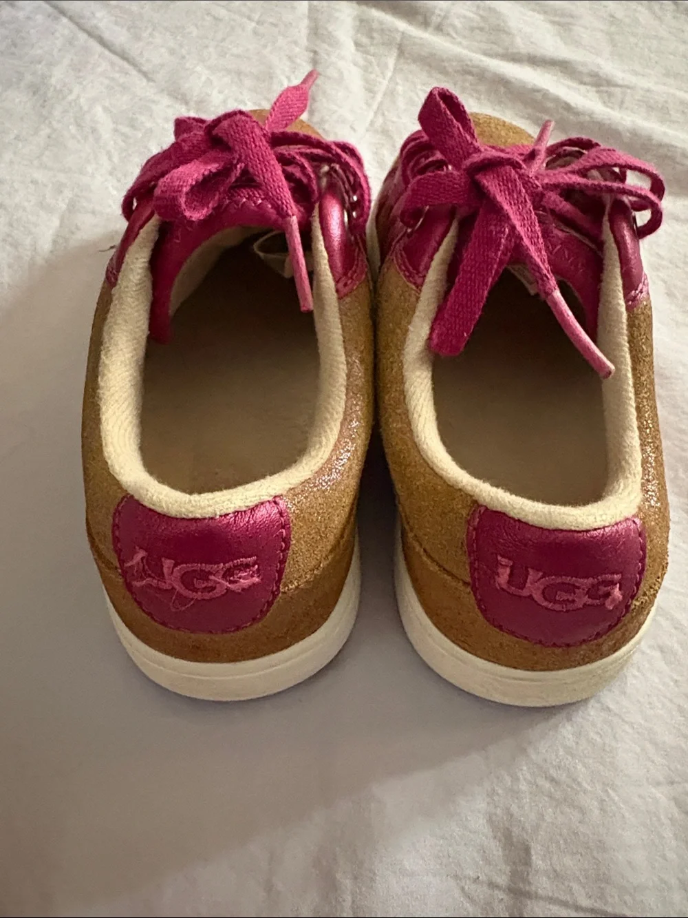 UGG Kids Chestnut and Pink Lace-Up Sneakers